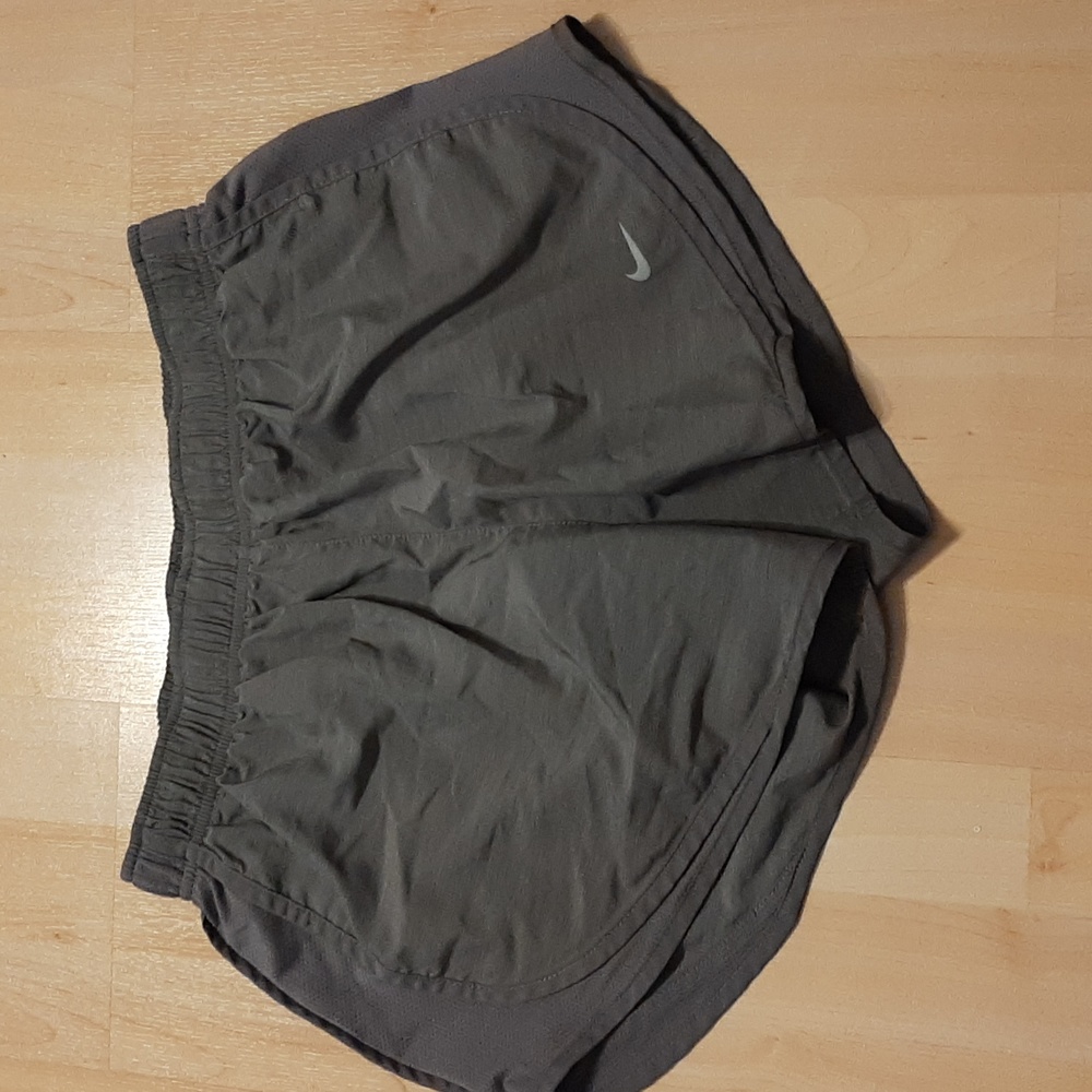 Nike tempo running shorts